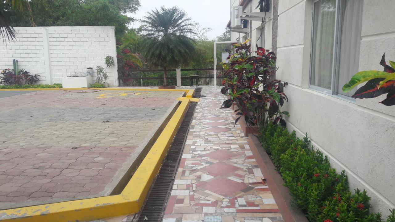 Hotel Paradise Beach General Villamil Exterior foto